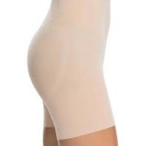 Spanx Oncore Nude Beige High Waisted Mid-Thigh Short Women's size M